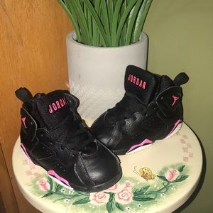 Toddler Jordan’s 7 in Pink/Black